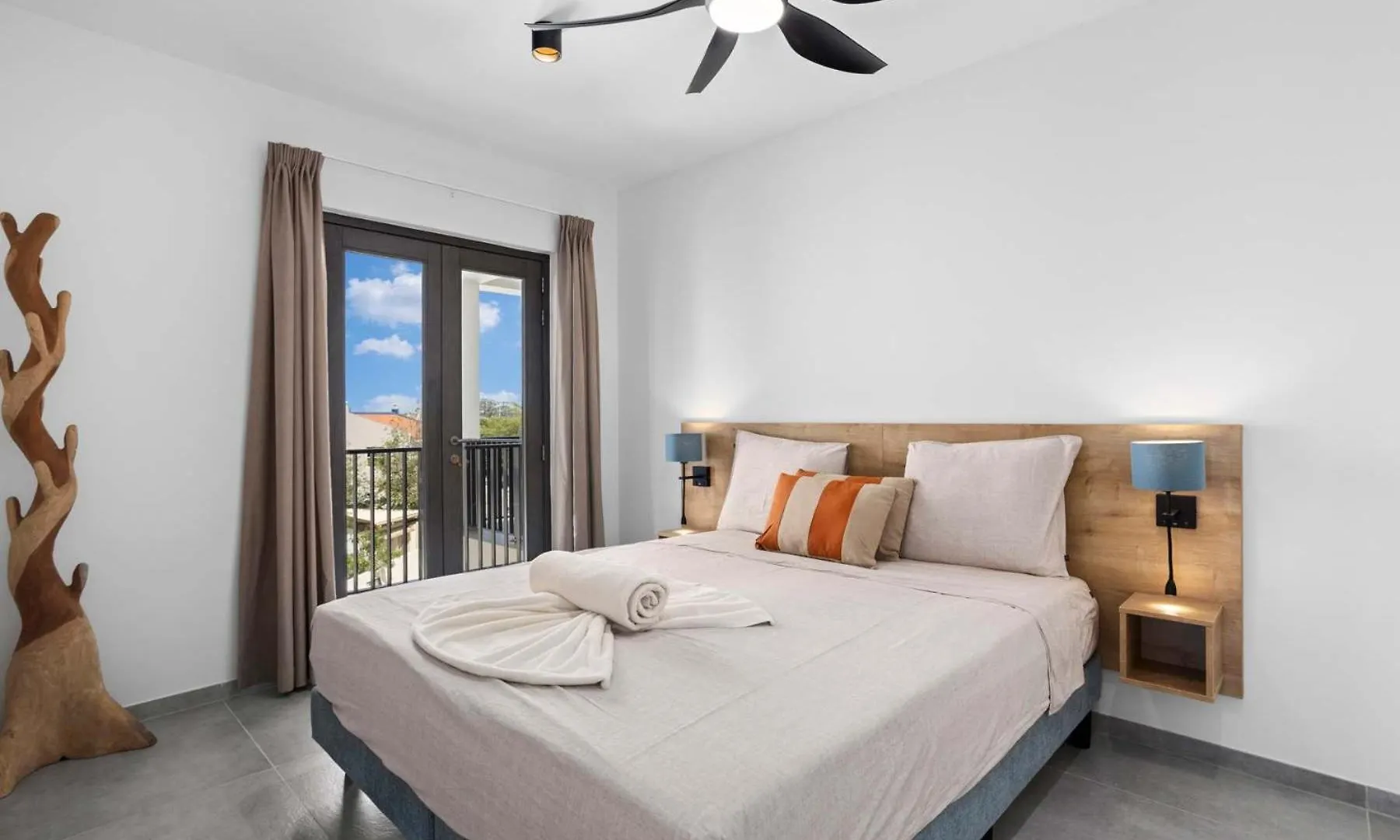 Bonaire Beach Apartment 11 With Communal Pool And Diving Facilities クラレンダイク ボネール、シント・ユースタティウスおよびサバ